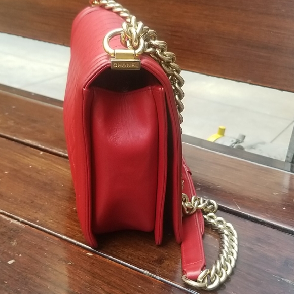 HOSTPICK!!! CHANEL LE BOY BAG - Picture 8 of 17